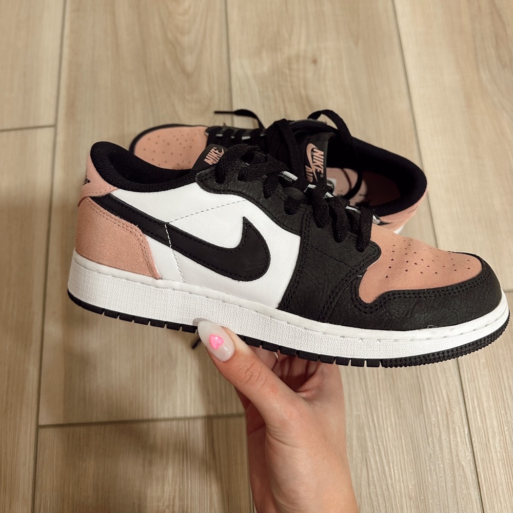 Pink Jordan 1s